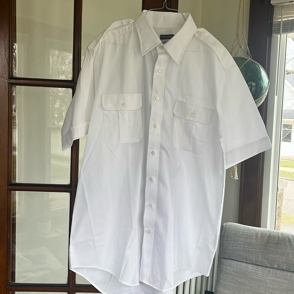 NWOT VanHeusen white short sleeve dress shirt
